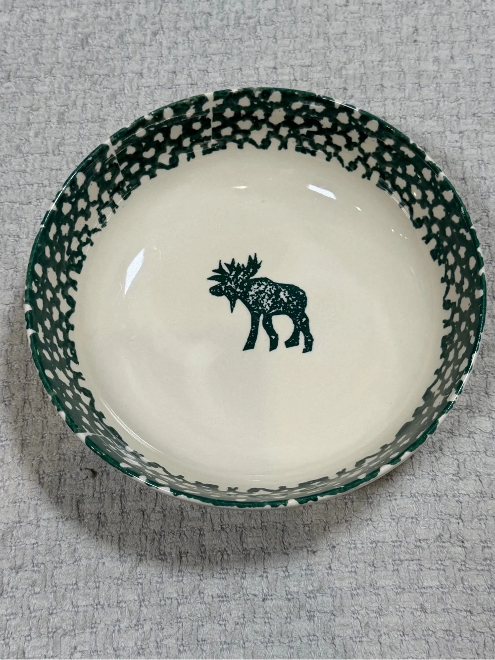 FOLK CRAFT MOOSE COUNTRY TIENSHAN GREEN SPONGEWARE 9” Serving Bowl Farmhouse